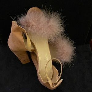 Sexy heels size 6 never worn